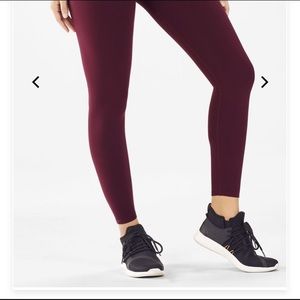 Fabletics Salar Solid Powerhold® 7/8 Size XL